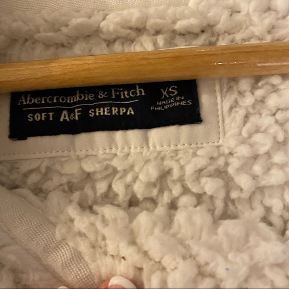 Off-white Sherpa sweater - Picture 3 of 3